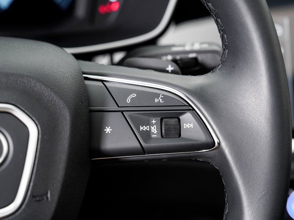 Used 2024 Audi Q3 2.0T Premium w/ Convenience Package image 13