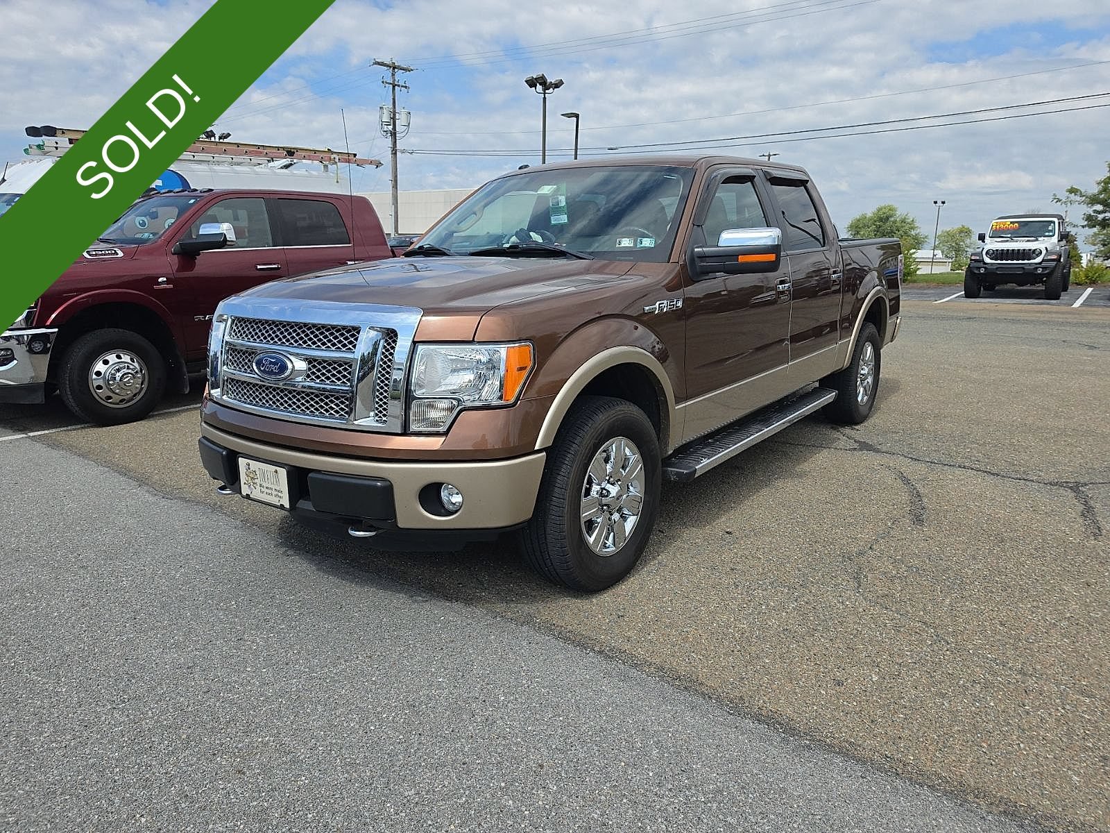 Used 2011 Ford F150 Lariat w/ Lariat Chrome Pkg AWD/4WD image 2