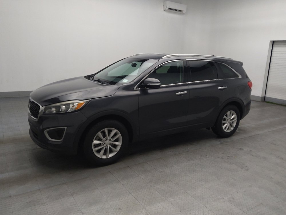 Used 2018 Kia Sorento LX image 2