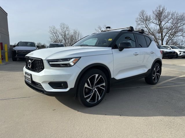 Used 2021 Volvo XC40 T5 R-Design w/ Climate Package image 3