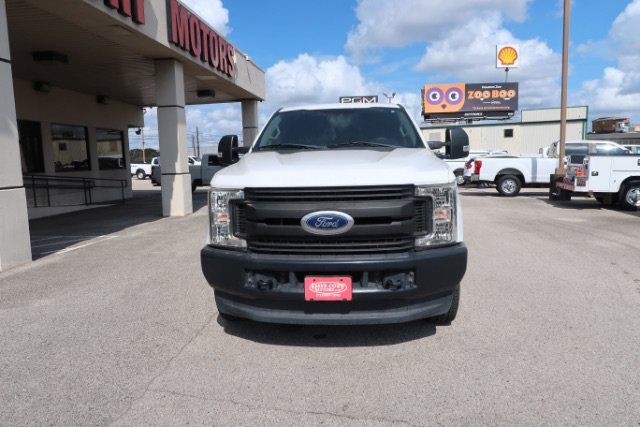 Used 2019 Ford F250 XL w/ Power Equipment Group AWD/4WD image 2