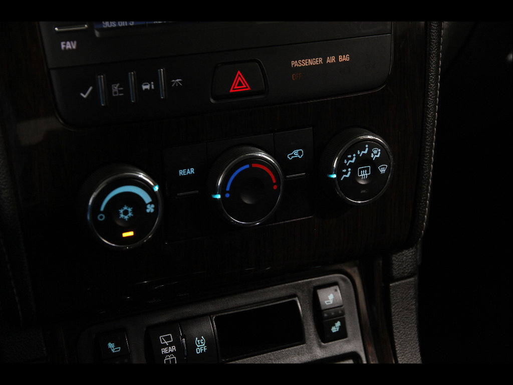 Used 2017 Chevrolet Traverse LT image 13