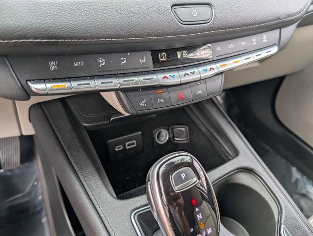 Used 2022 Cadillac XT4 Premium Luxury w/ Enhanced Visibility Package image 34