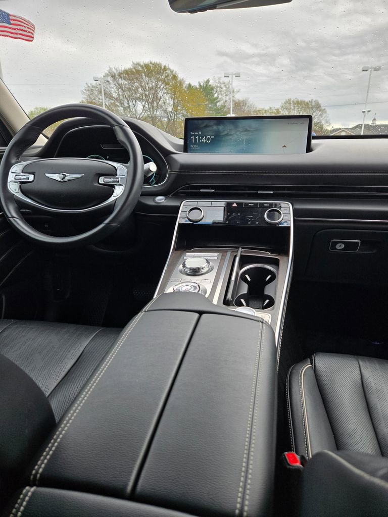 Used 2023 Genesis GV80 2.5T w/ Prestige Package image 16