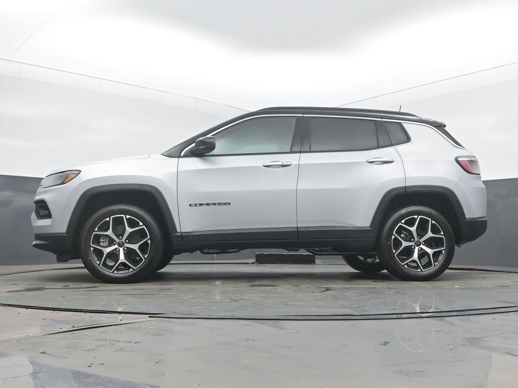 New 2026 Jeep Compass Limited image 39