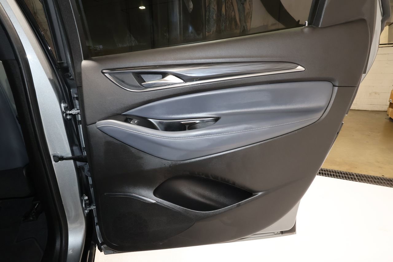 Used 2024 Buick Enclave Premium image 20