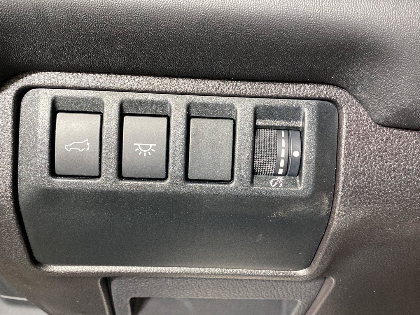Used 2023 Subaru Ascent Touring AWD/4WD image 27