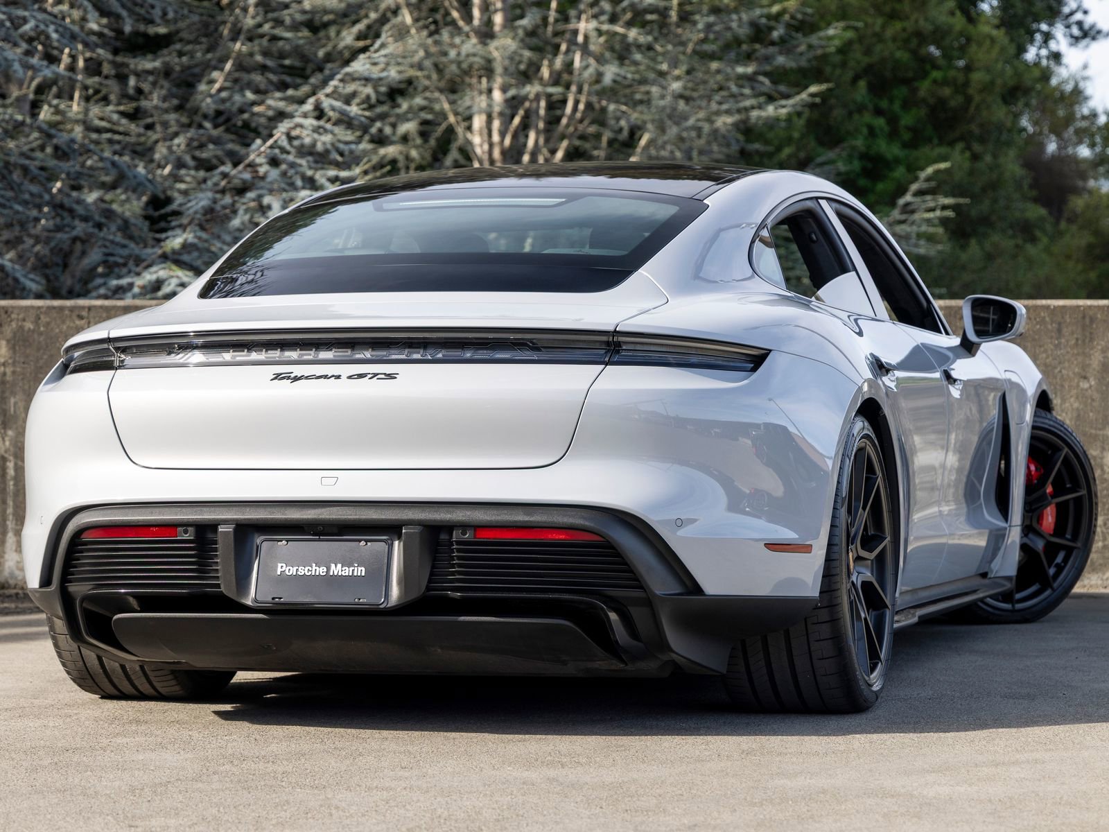 Certified 2024 Porsche Taycan GTS image 11