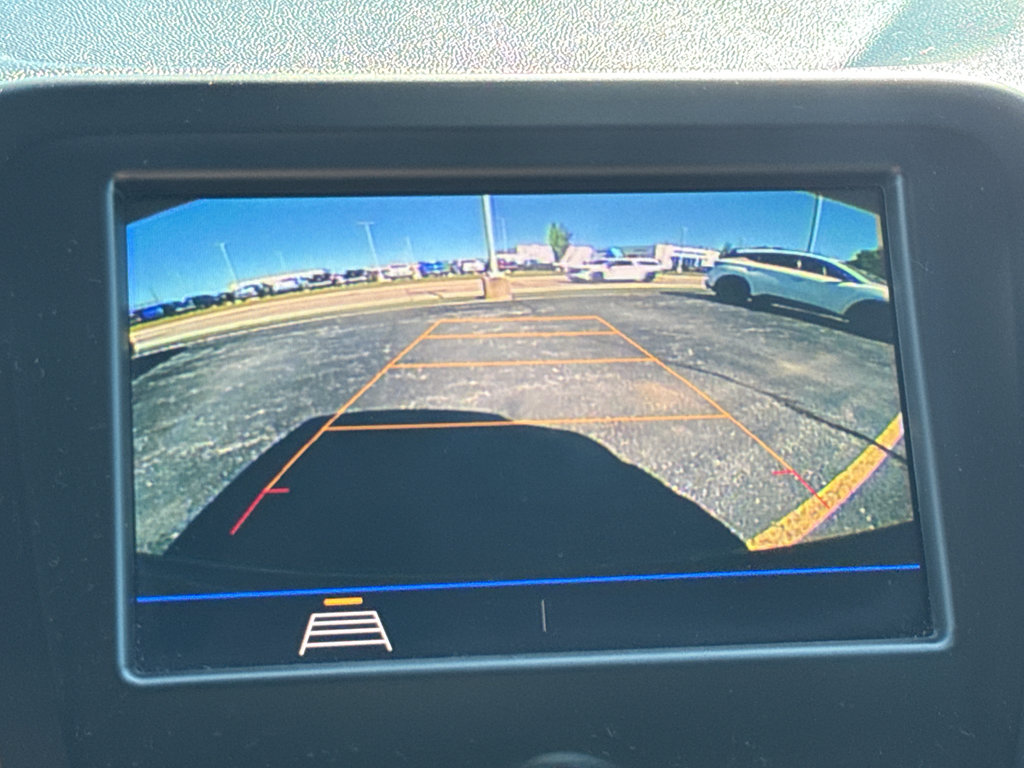 Used 2020 Chevrolet Equinox LT w/ Midnight Edition FWD image 19