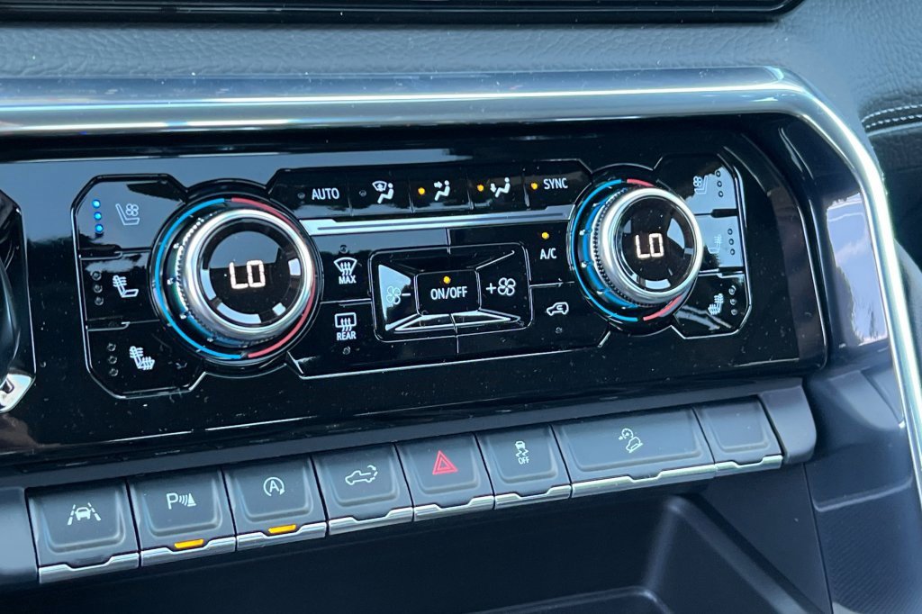 New 2026 GMC Sierra 1500 Denali w/ Technology Package image 17