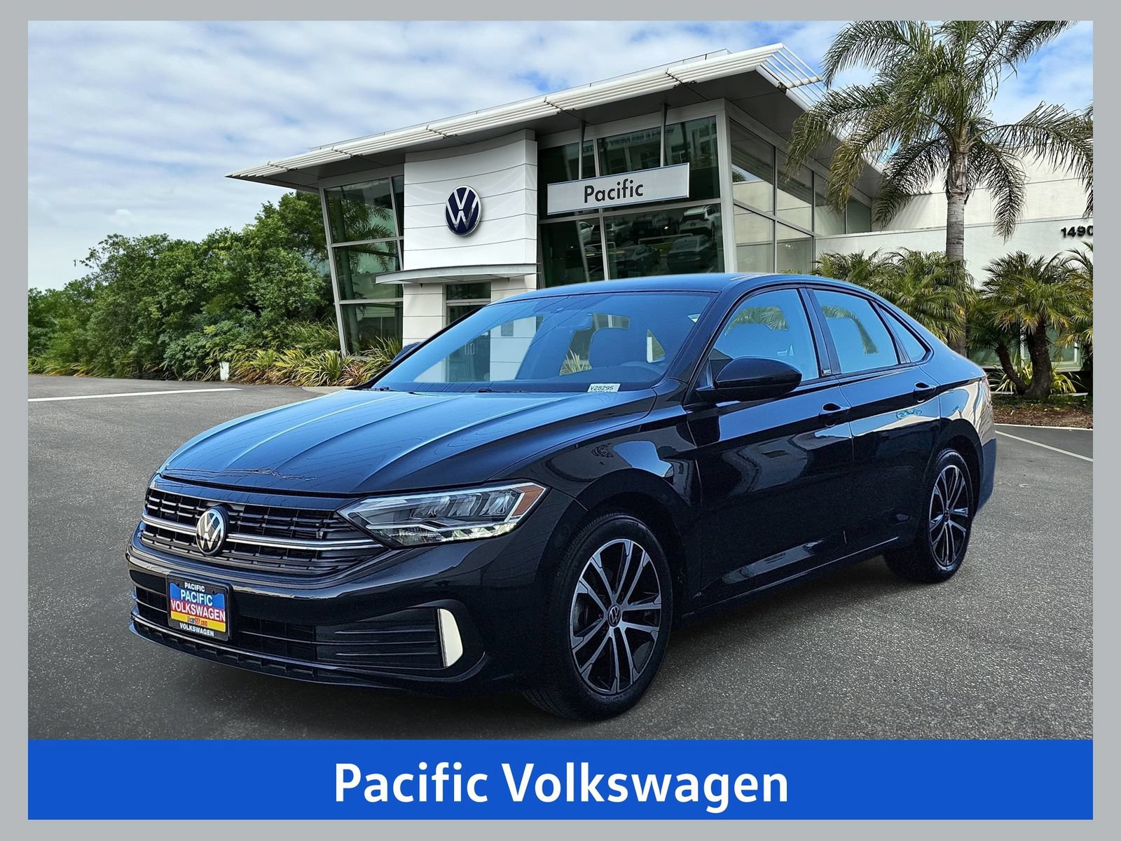 Used 2023 Volkswagen Jetta Sport FWD image 1