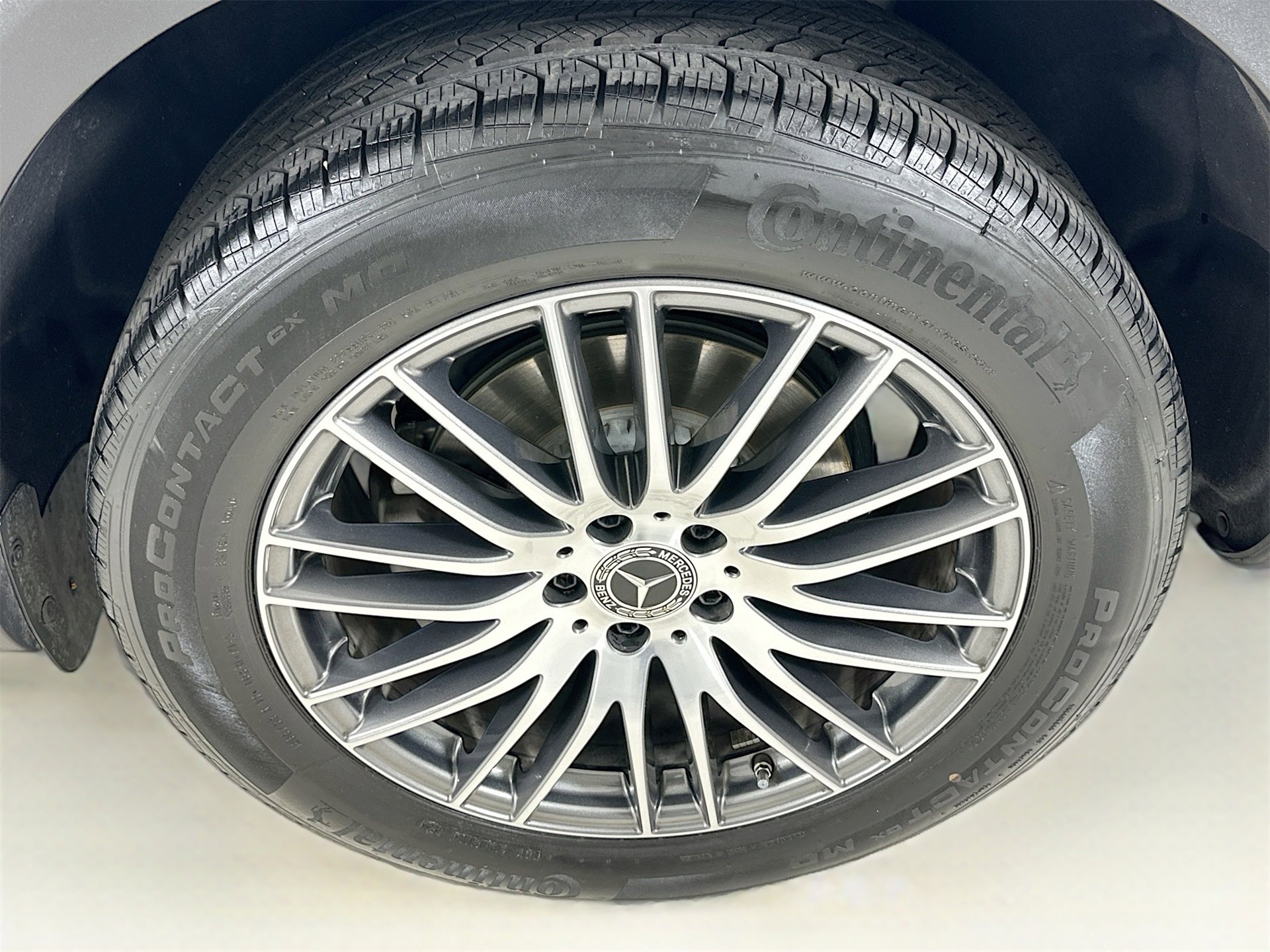 Certified 2025 Mercedes-Benz GLC 300 image 32