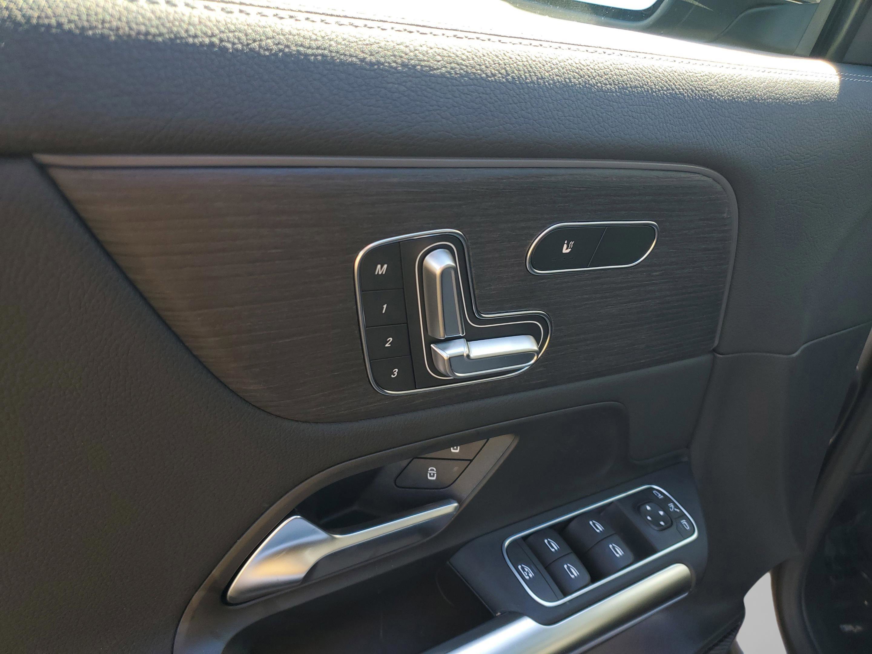 Certified 2026 Mercedes-Benz GLA 250 image 32