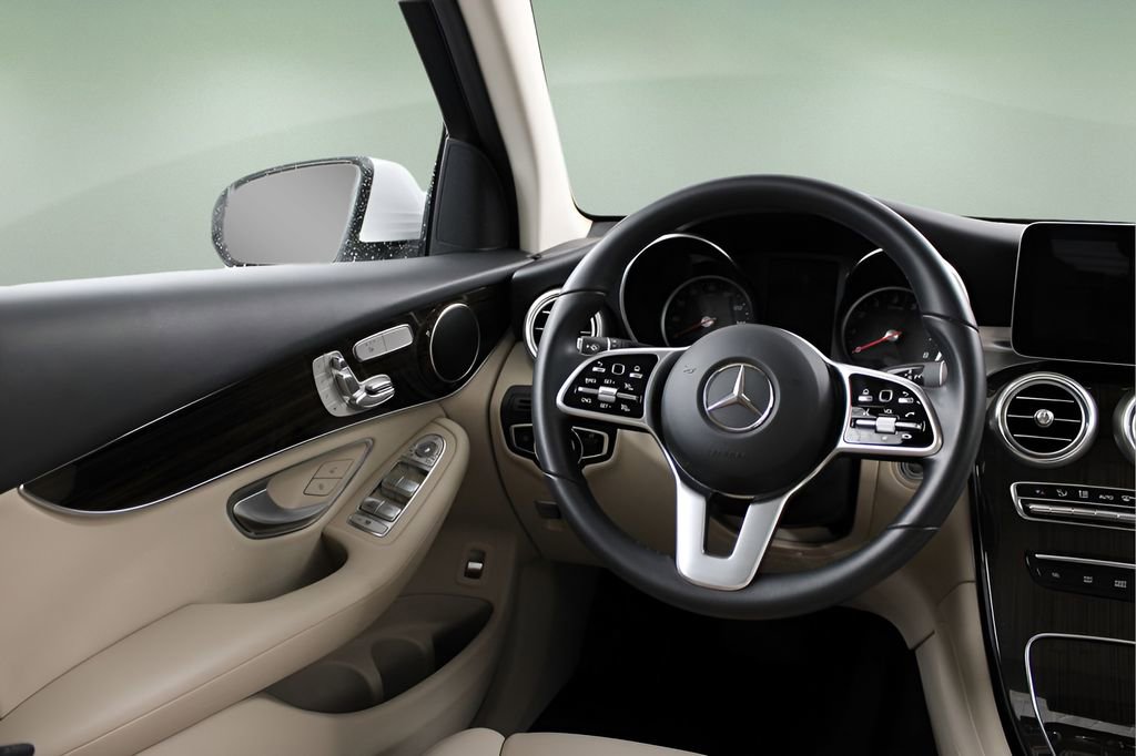 Used 2022 Mercedes-Benz GLC 300 image 23