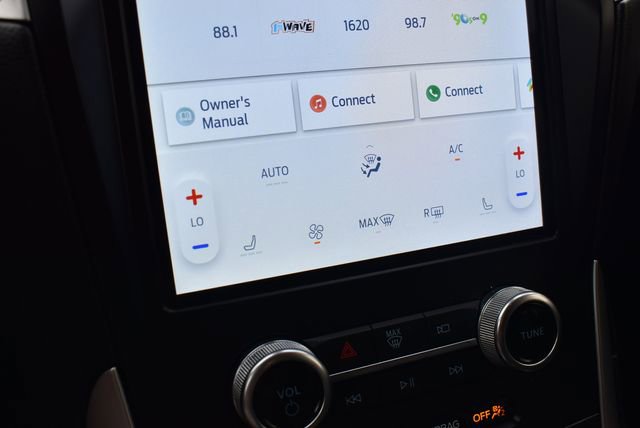 Used 2024 Ford Edge SEL image 35