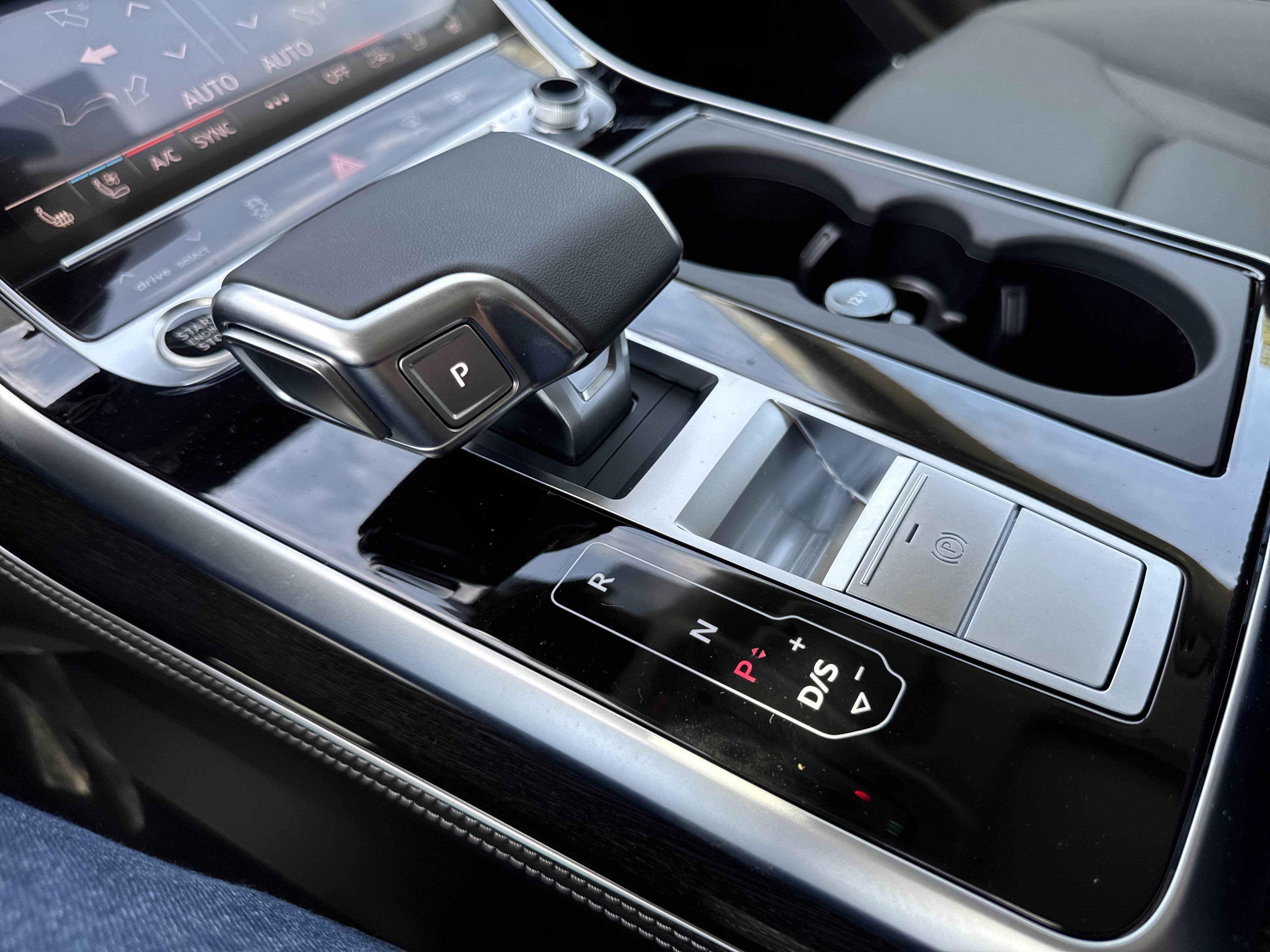New 2026 Audi Q8 Premium Plus AWD/4WD image 24
