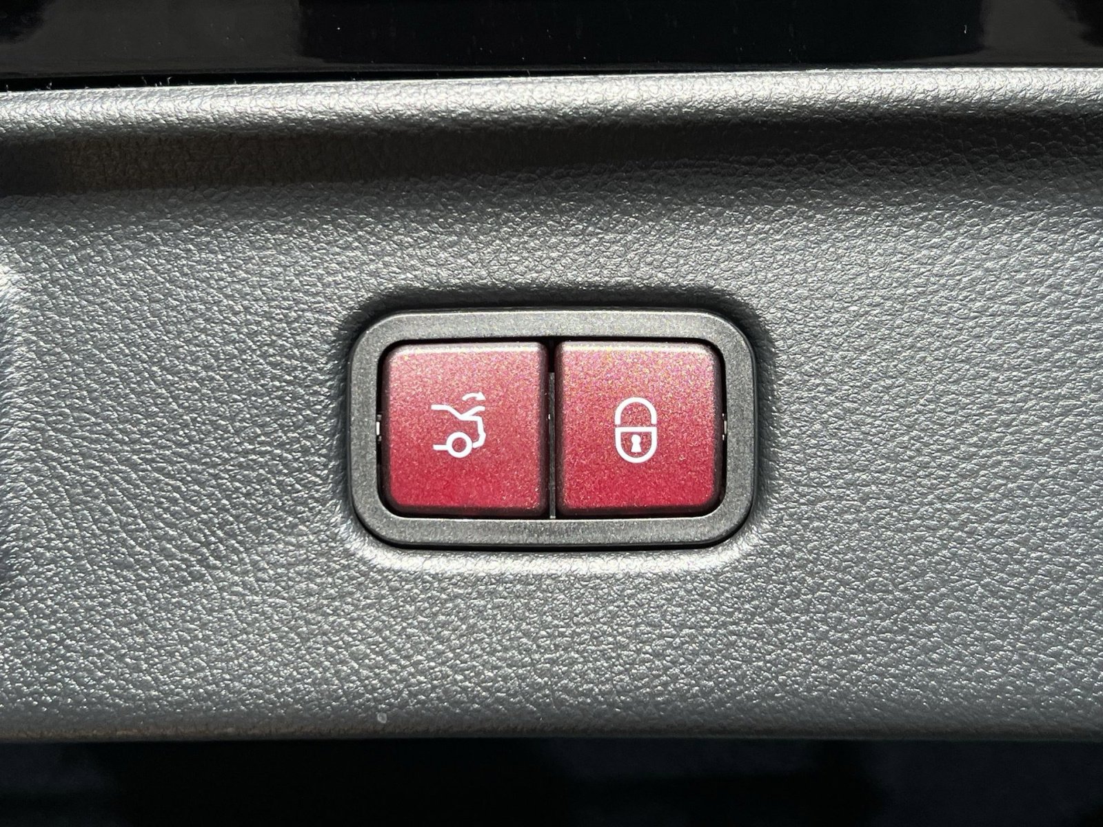 New 2026 Mercedes-Benz S 500 4MATIC image 25