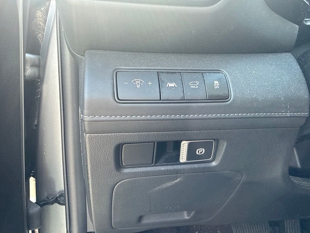 Used 2023 Hyundai Santa Fe SEL Premium AWD/4WD image 12