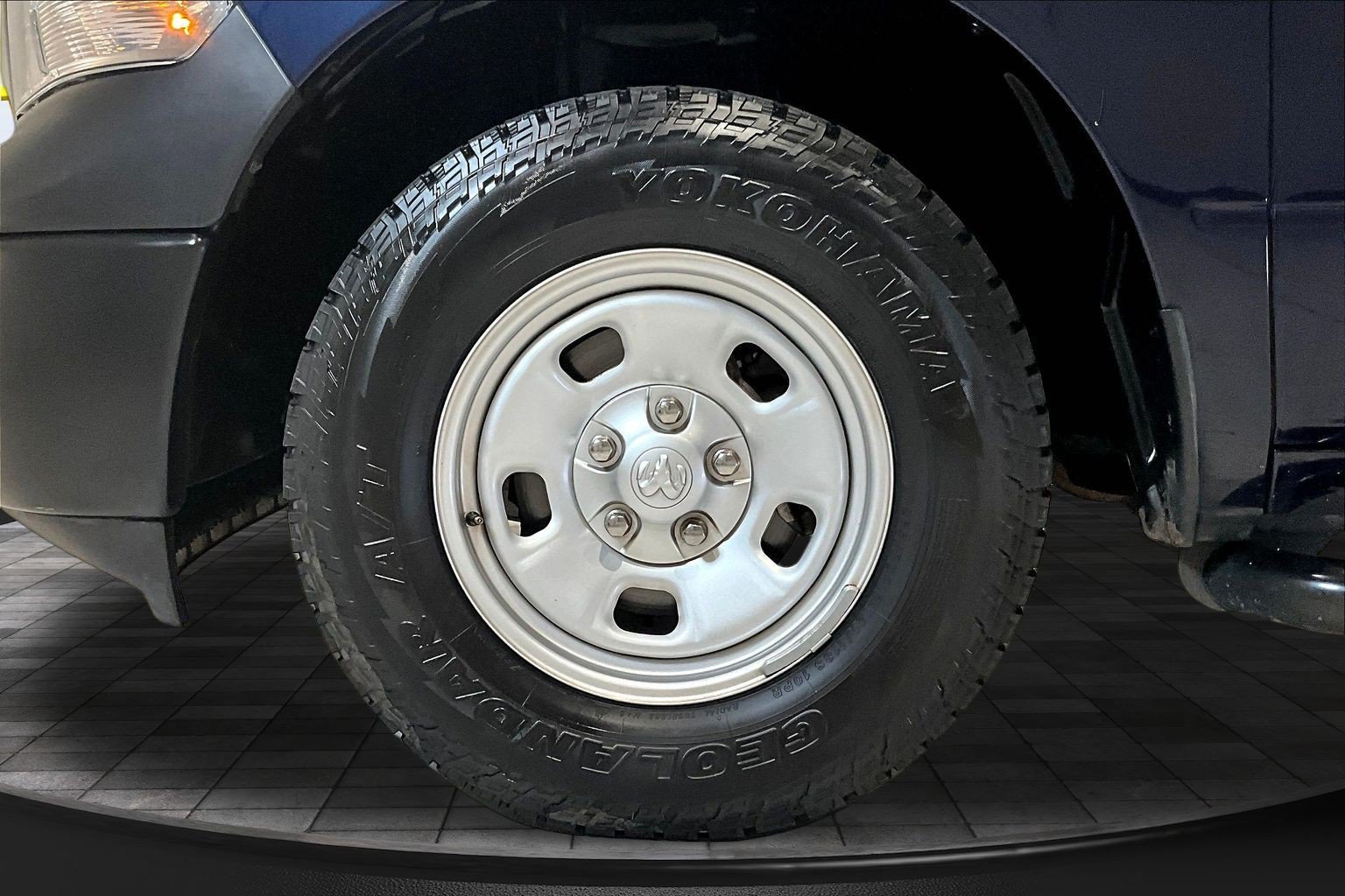 Used 2018 RAM 1500 Express RWD image 31