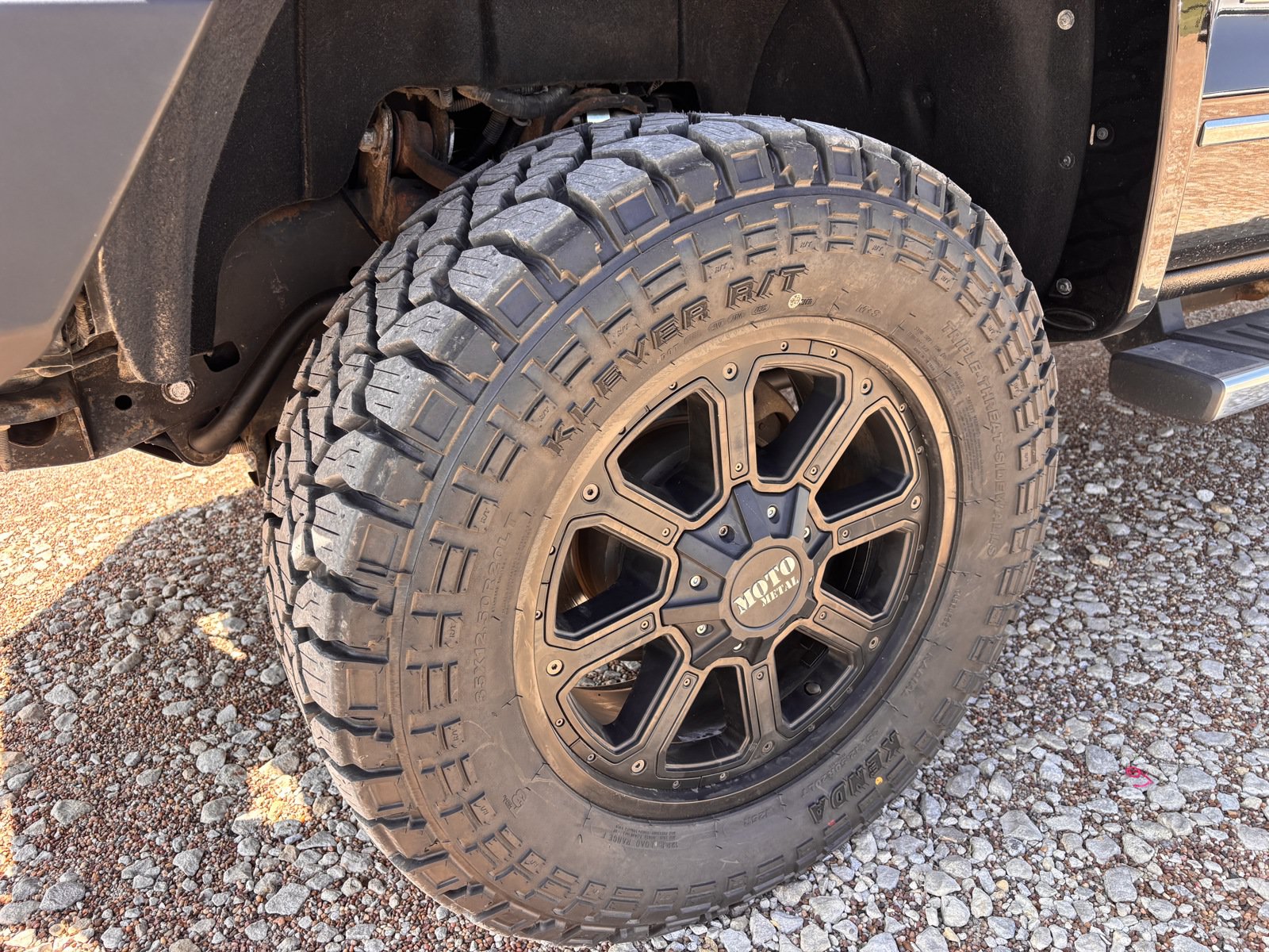 Used 2018 GMC Sierra 3500 Denali w/ Duramax Plus Package AWD/4WD image 11