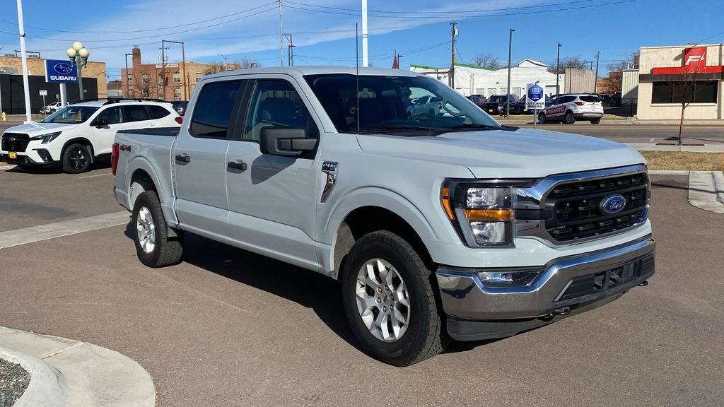 Used 2023 Ford F150 XLT image 3