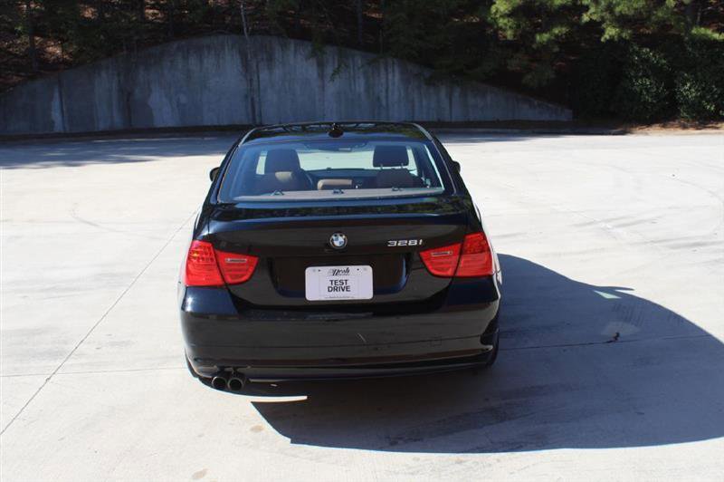 Used 2009 BMW 328i Sedan image 4