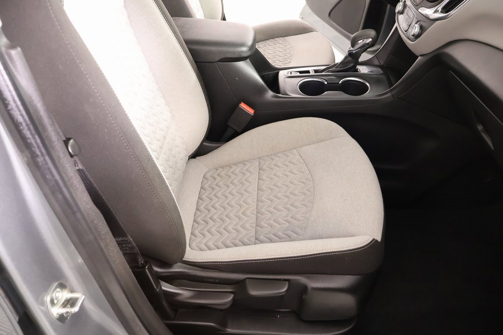 Used 2023 Chevrolet Equinox LT image 12