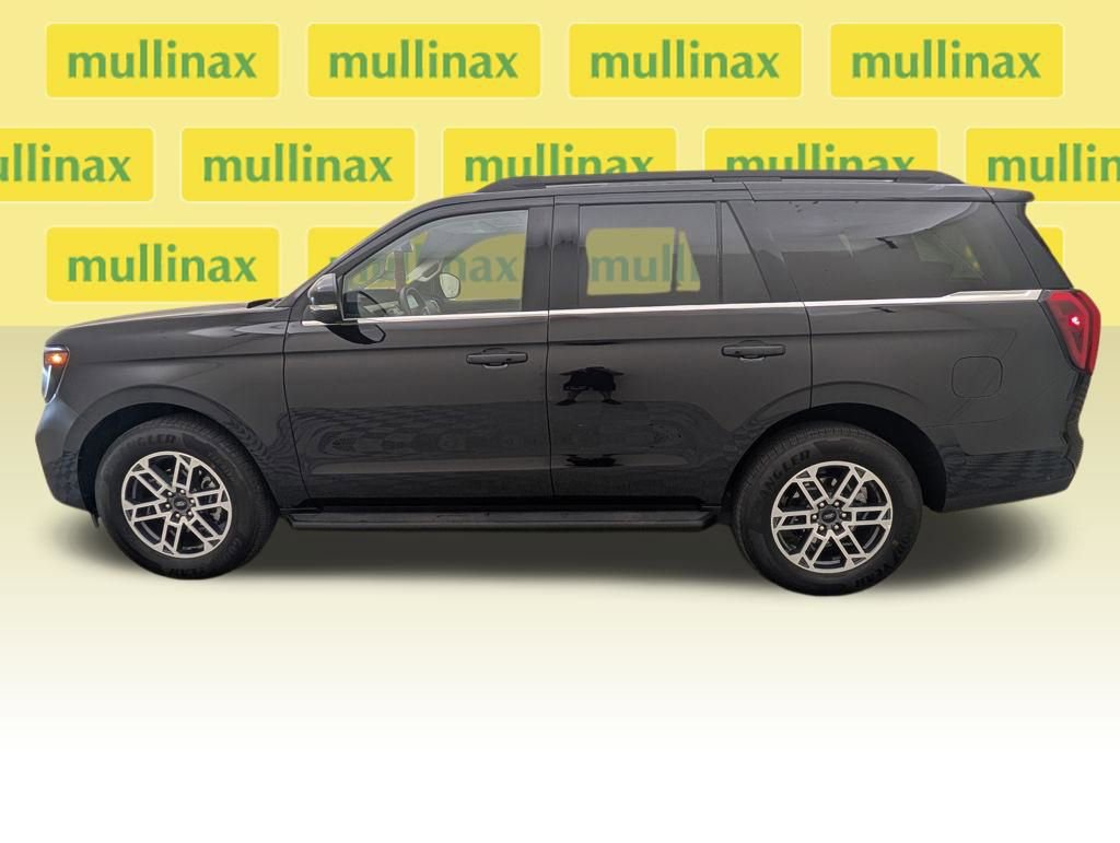 Certified 2025 Ford Expedition Active image 11