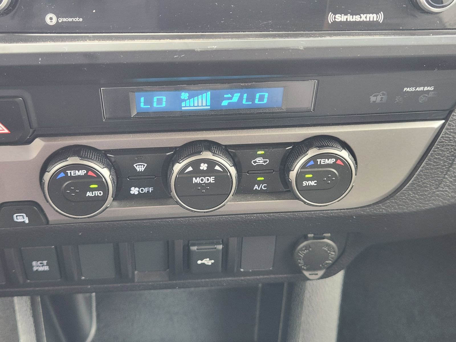 Used 2023 Toyota Tacoma SR image 18