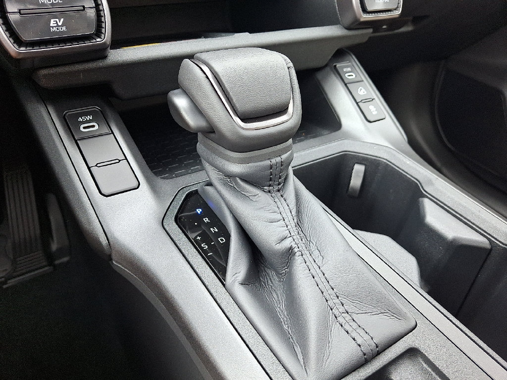 Used 2026 Toyota RAV4 XLE Premium w/ Panoramic Sun Roof Package AWD/4WD image 16