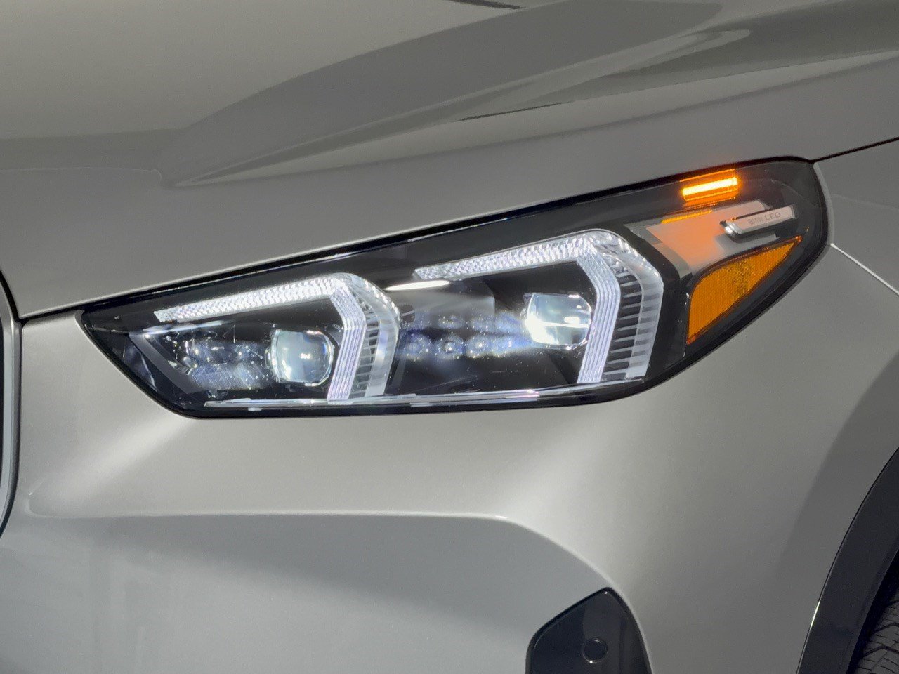 New 2027 BMW X1 xDrive28i AWD/4WD image 12
