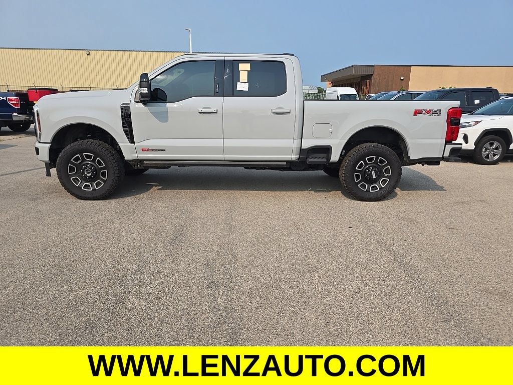 Used 2026 Ford F250 Platinum AWD/4WD image 3