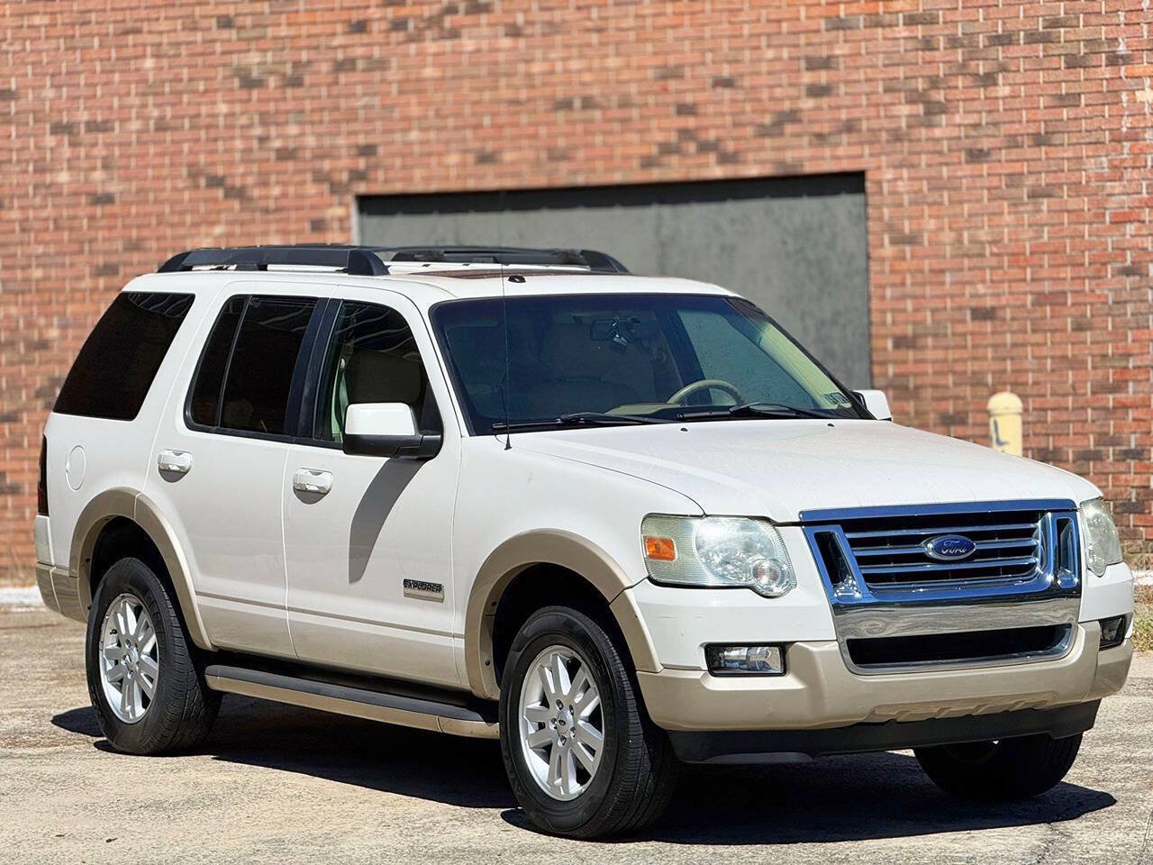 Used 2008 Ford Explorer Eddie Bauer AWD/4WD image 5
