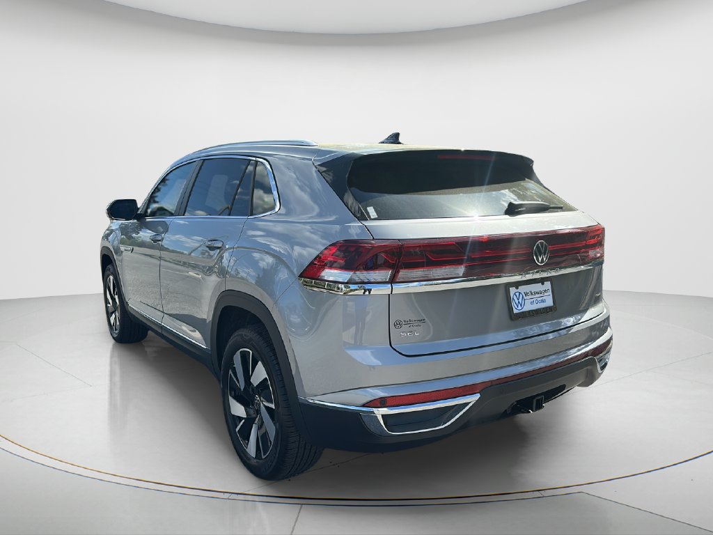 New 2026 Volkswagen Atlas Cross Sport SEL AWD/4WD image 3