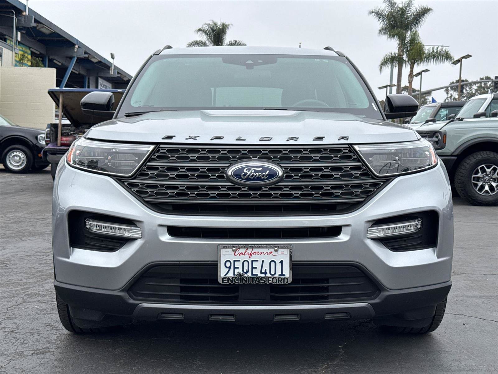 Certified 2023 Ford Explorer XLT w/ Equipment Group 202A RWD image 5