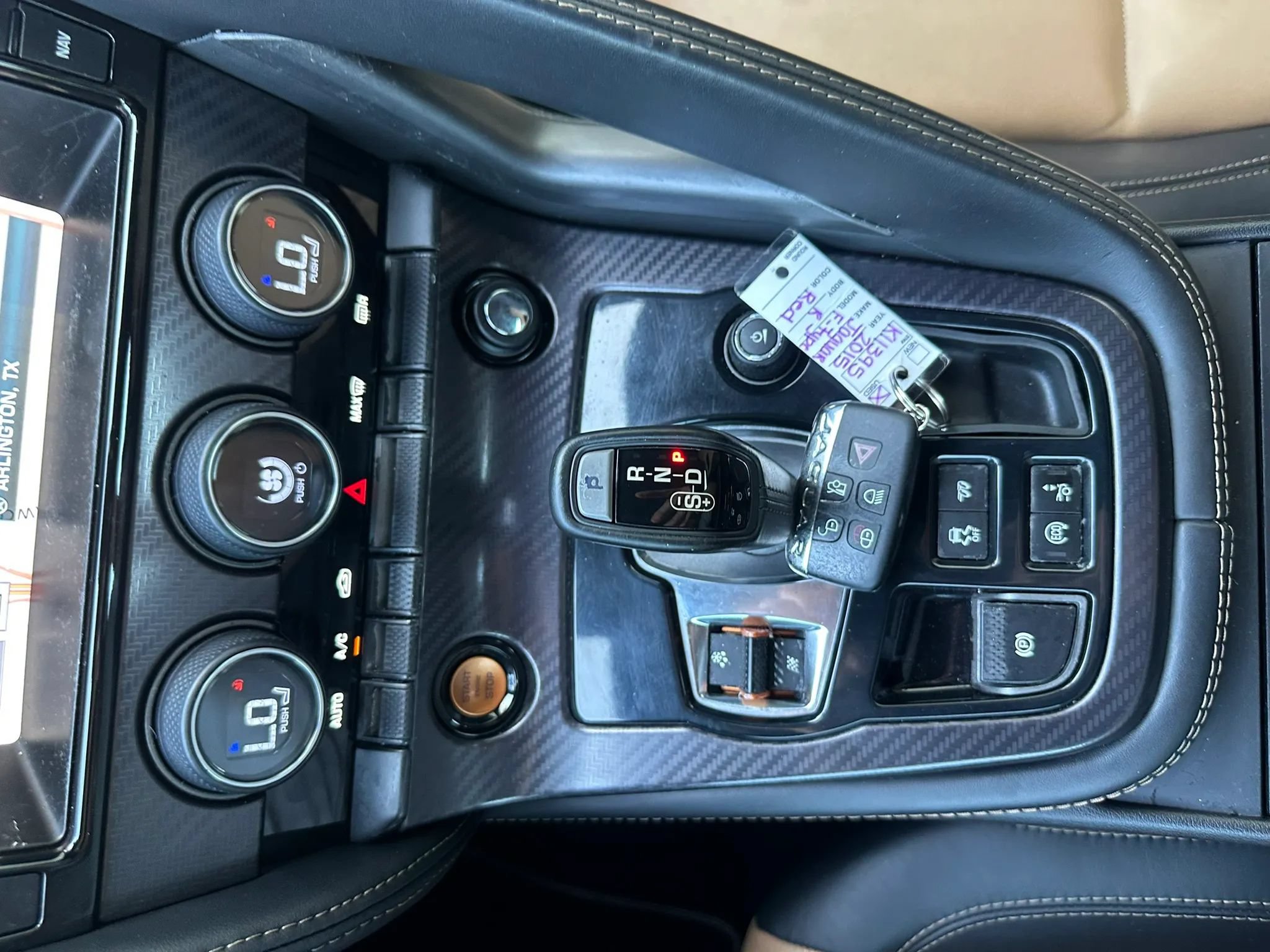 Used 2015 Jaguar F-TYPE R RWD image 37