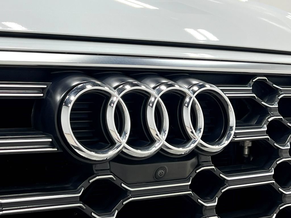 Used 2023 Audi SQ5 Premium Plus w/ Premium Plus Package AWD/4WD image 41