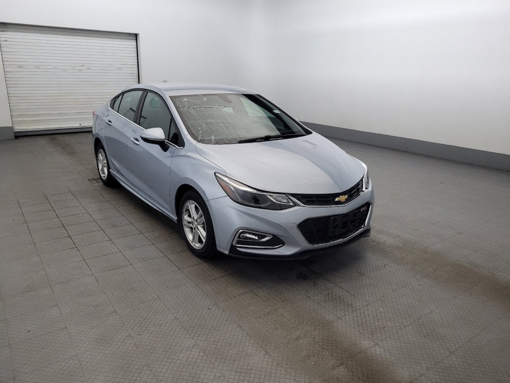 Used 2017 Chevrolet Cruze LT w/ Convenience Package FWD image 13