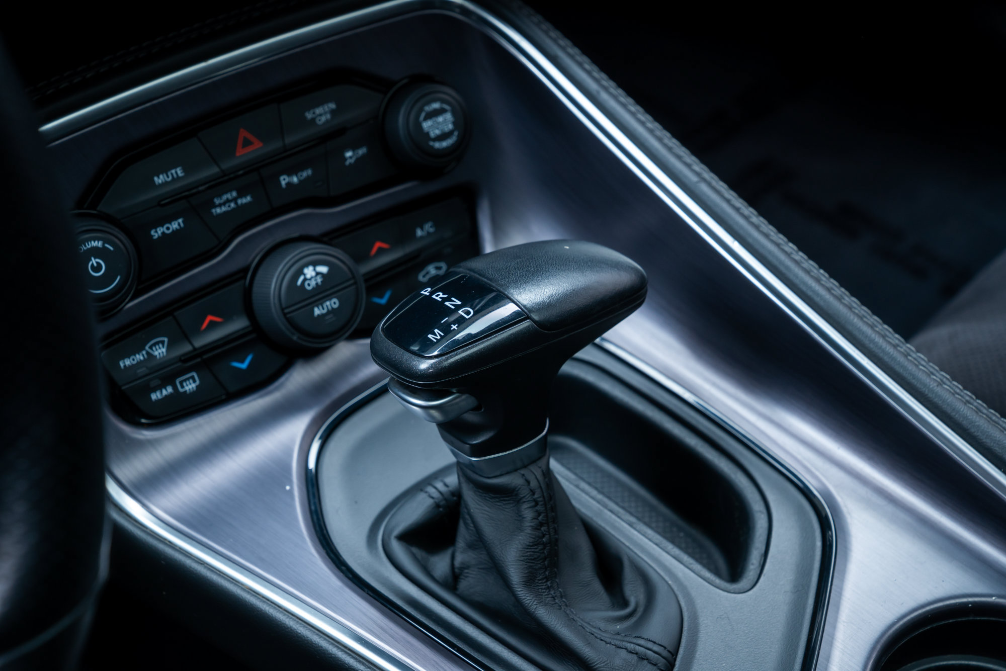 Used 2018 Dodge Challenger R/T Scat Pack RWD image 14