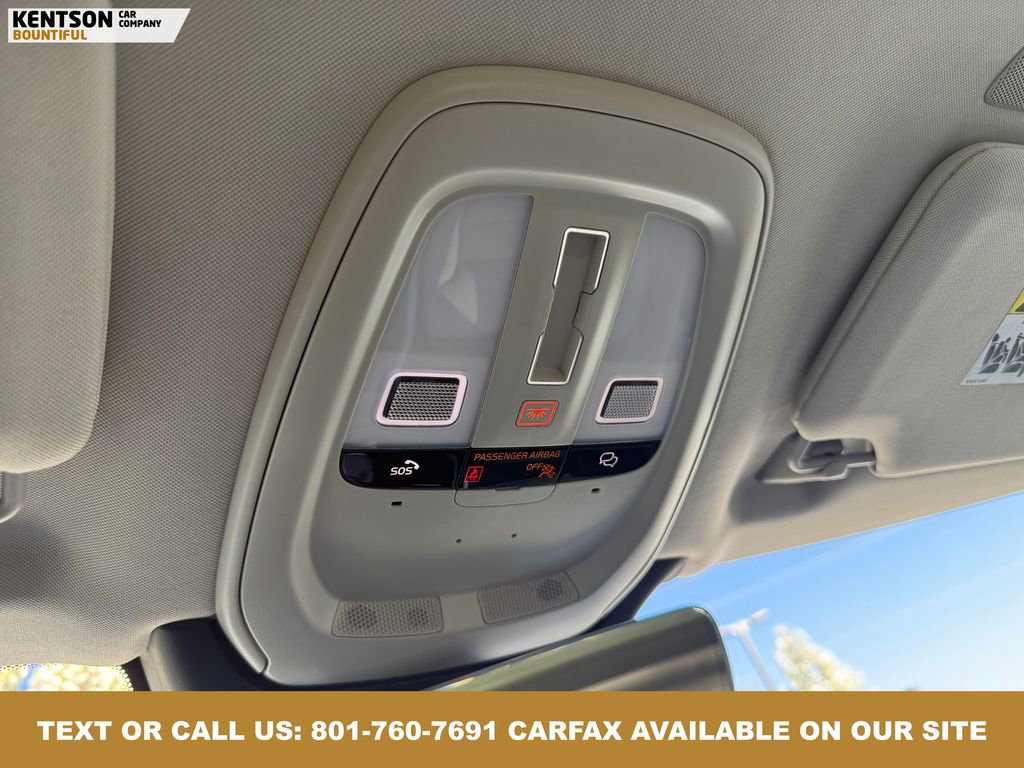 Used 2024 Volvo XC90 B6 Plus w/ Protection Package Premier image 29