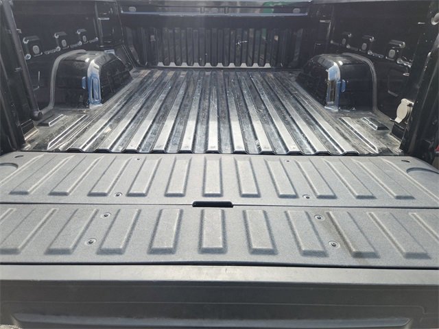 Used 2022 Chevrolet Silverado 1500 LT image 24