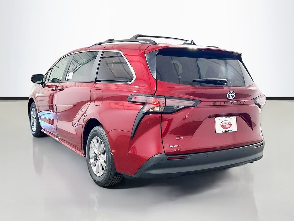 New 2025 Toyota Sienna XLE FWD image 6