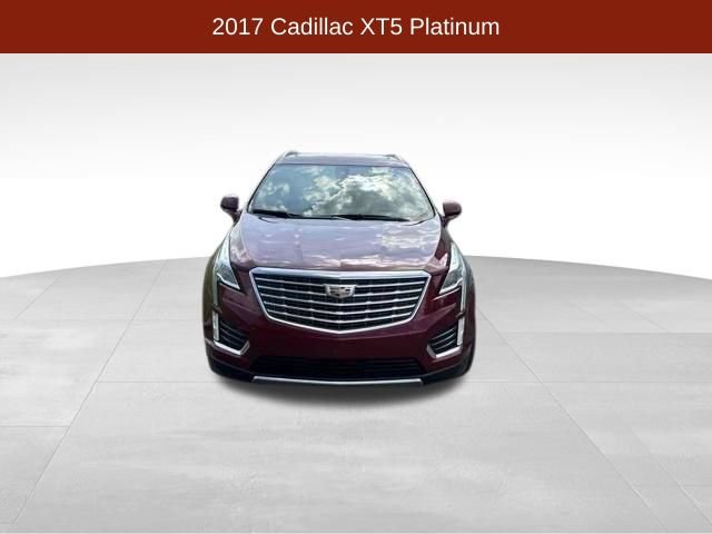 Used 2017 Cadillac XT5 Platinum AWD/4WD image 2
