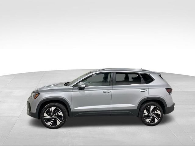 New 2025 Volkswagen Taos SE AWD/4WD image 2