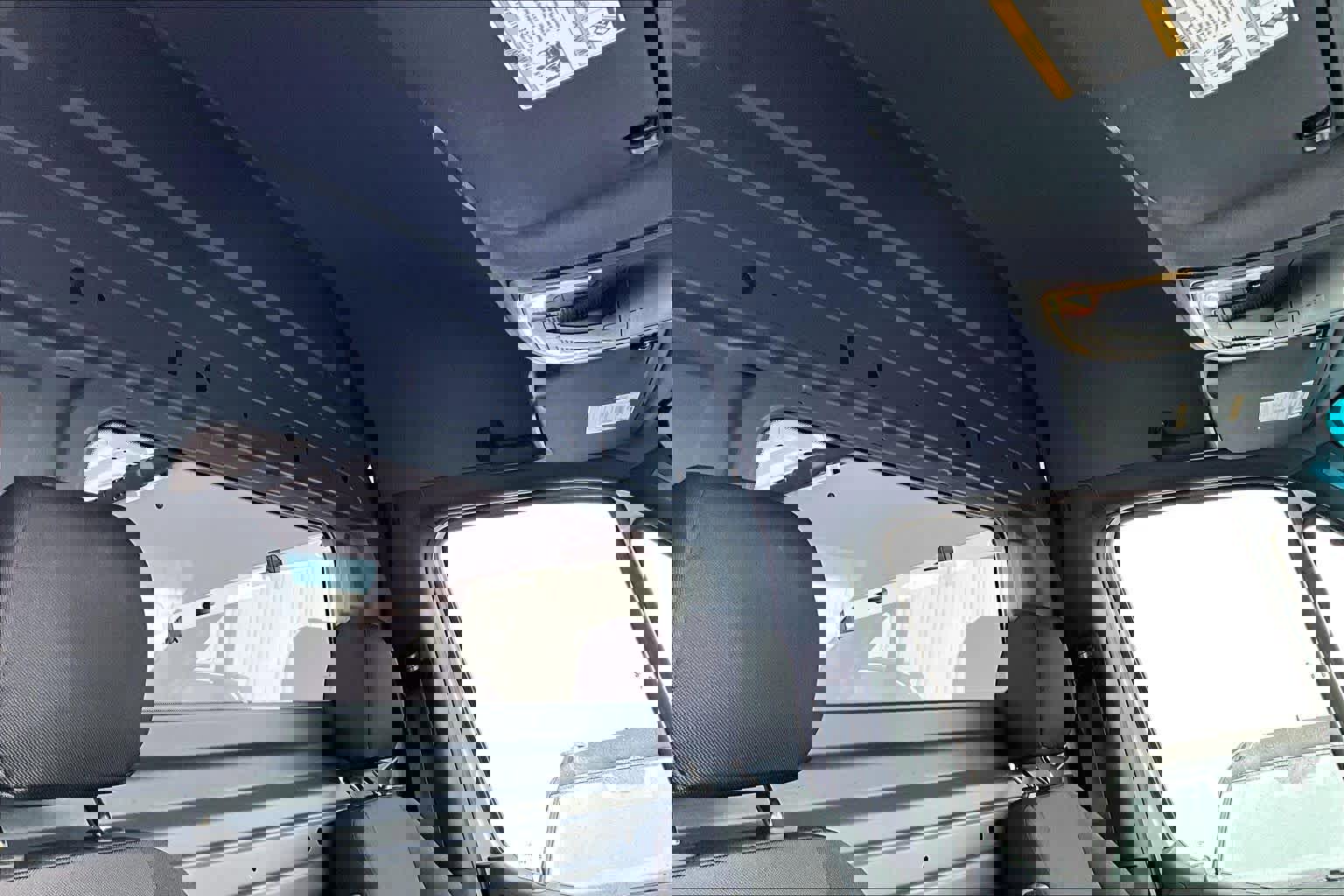 Used 2025 Mercedes-Benz Sprinter 2500 image 14