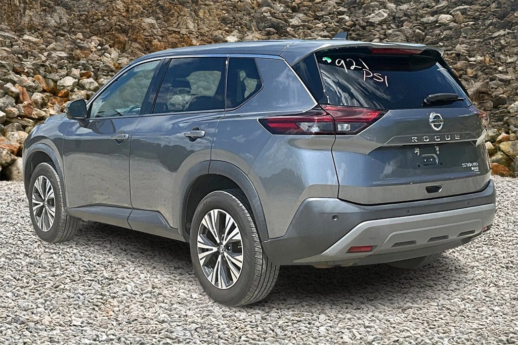 Used 2021 Nissan Rogue SV image 11