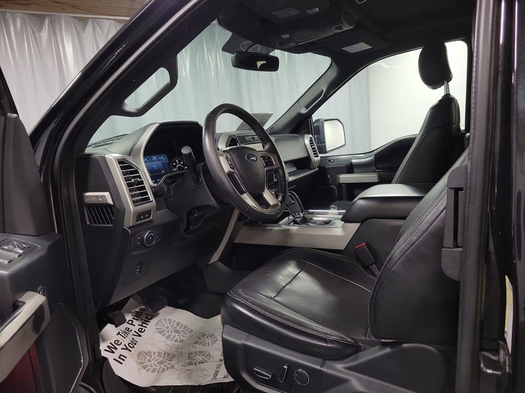 Used 2015 Ford F150 Lariat image 13