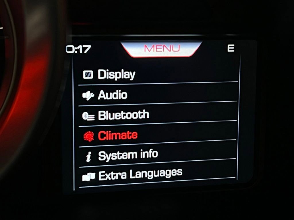 Used 2022 Ferrari F8 Tributo image 24