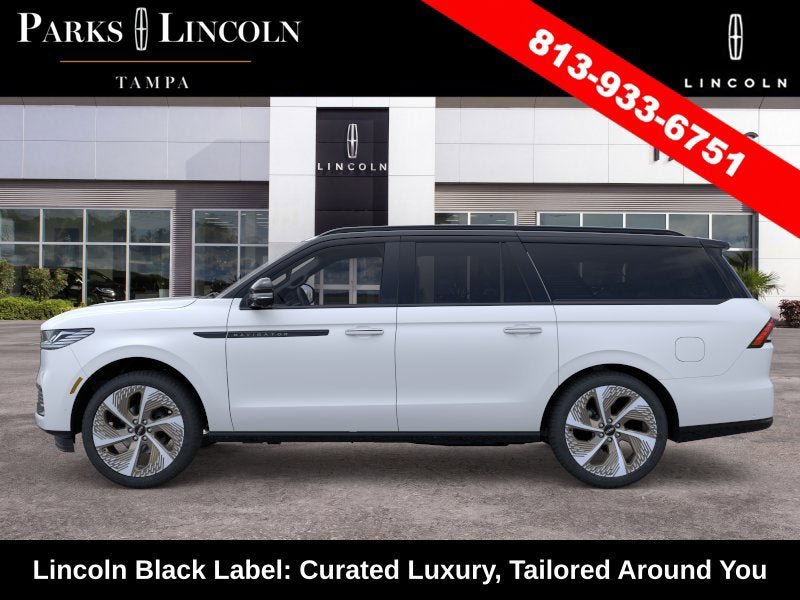 New 2026 Lincoln Navigator L Black Label w/ Black Label Special Edition AWD/4WD image 3