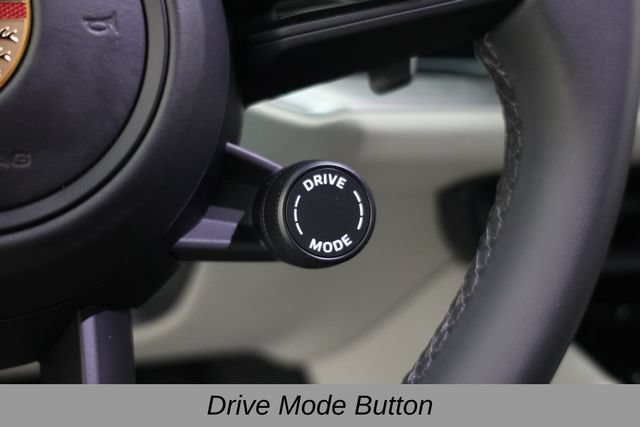 Used 2026 Porsche Cayenne AWD/4WD image 41